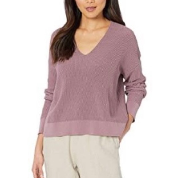 Eileen Fisher V-Neck Sweater - L/G Color: Mauve - Picture 3 of 7